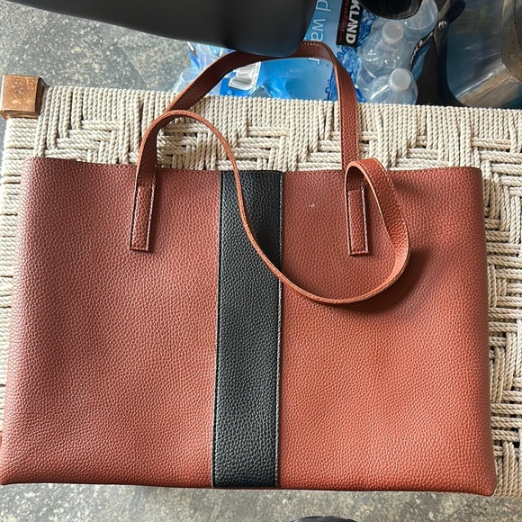 Vince camuto bag EUC - Picture 1 of 4